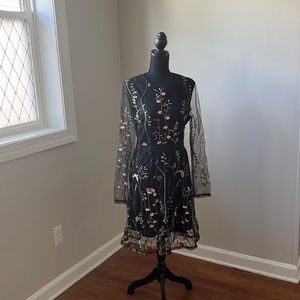 Floral Embroidery Mesh Round Neck Tunic Party Dress